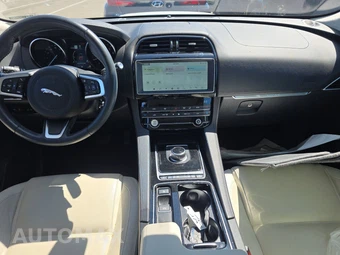 2020 Jaguar F-PACE 25t Prestige – miniatura 11