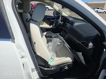 2020 Jaguar F-PACE 25t Prestige – miniatura 8