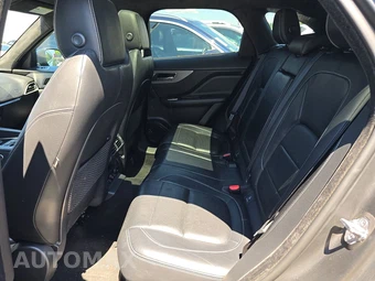 2020 Jaguar F-PACE S – miniatura 13