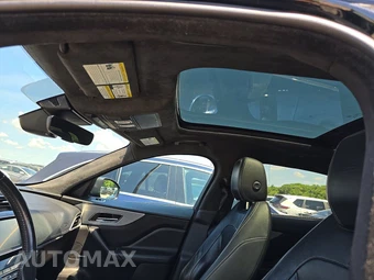 2020 Jaguar F-PACE S – miniatura 17