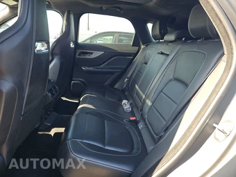 2020 Jaguar F-PACE S – miniatura 13