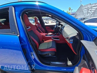 2020 Jaguar F-PACE SVR – miniatura 18