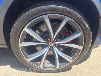 2020 Jaguar F-PACE SVR – miniatura 24