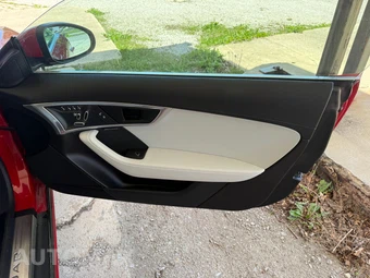 2020 Jaguar F-TYPE P300 Coupe - miniatura 17