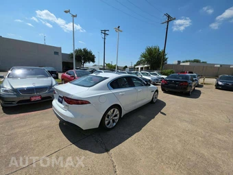 2020 Jaguar XE S – miniatura 3