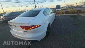 2020 Jaguar XE S – miniatura 3
