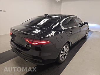 2020 Jaguar XE S – miniatura 4