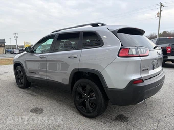 2020 Jeep Cherokee Altitude 4x4 - miniatura 5