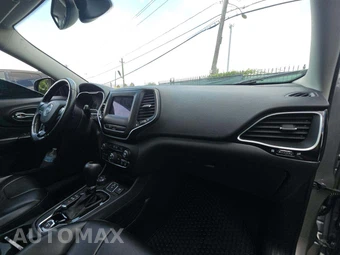 2020 Jeep Cherokee Altitude Edition - miniatura 19
