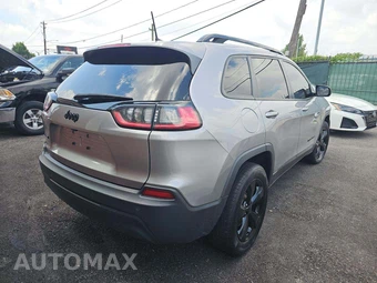 2020 Jeep Cherokee Altitude Edition - miniatura 3