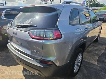2020 Jeep Cherokee Latitude - miniatura 4