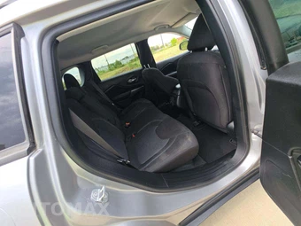 2020 Jeep Cherokee Latitude - miniatura 13