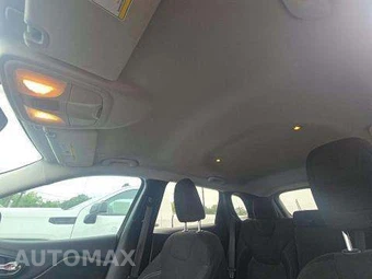 2020 Jeep Cherokee Latitude - miniatura 11