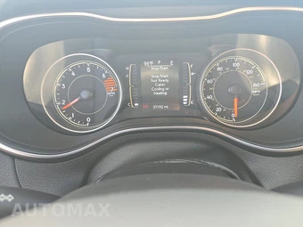 2020 Jeep Cherokee Latitude - miniatura 12