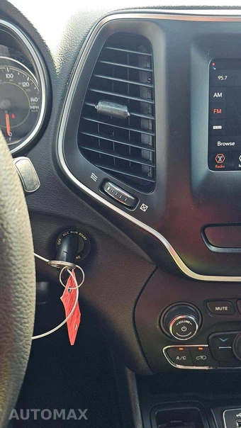 2020 Jeep Cherokee Latitude - miniatura 20