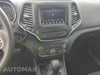 2020 Jeep Cherokee Latitude - miniatura 11