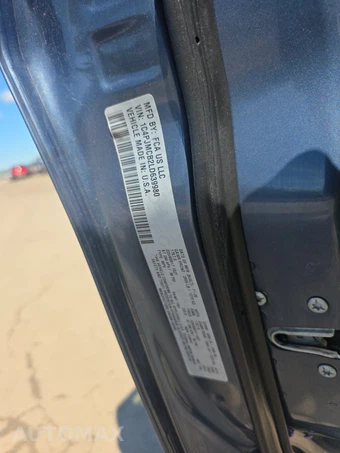 2020 Jeep Cherokee Latitude - miniatura 14