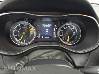 2020 Jeep Cherokee Latitude Plus - miniatura 12