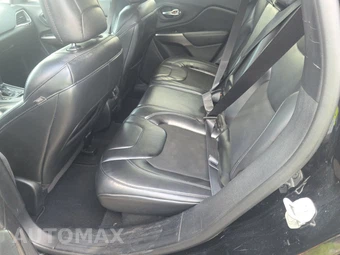 2020 Jeep Cherokee Latitude Plus - miniatura 13