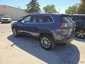 2020 Jeep Cherokee Latitude Plus - miniatura 2