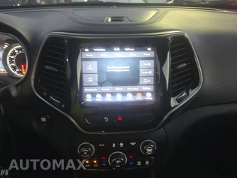 2020 Jeep Cherokee Limited – miniatura 11
