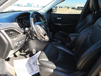 2020 Jeep Cherokee Limited - miniatura 7