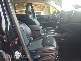 2020 Jeep Cherokee Trailhawk - miniatura 8