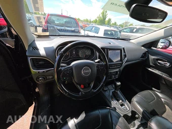 2020 Jeep Cherokee Trailhawk - miniatura 11