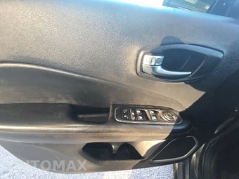2020 Jeep Compass Altitude Edition - miniatura 9
