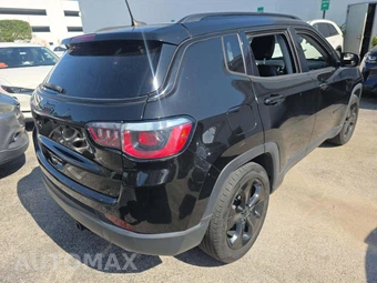 2020 Jeep Compass Altitude Edition - miniatura 3