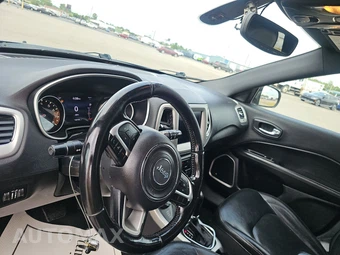 2020 Jeep Compass High Altitude Edition - miniatura 11