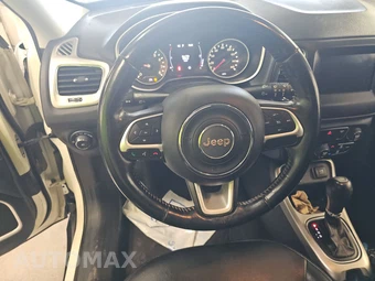 2020 Jeep Compass Latitude – miniatura 10