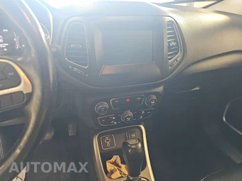 2020 Jeep Compass Latitude – miniatura 11