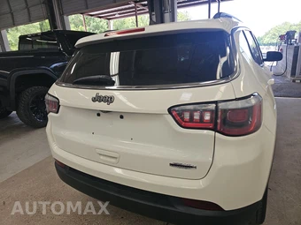 2020 Jeep Compass Latitude – miniatura 5
