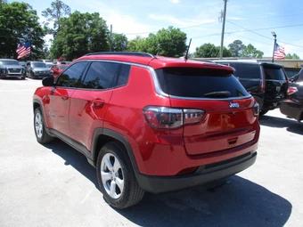 2020 Jeep Compass Latitude - miniatura 8