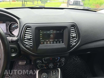 2020 Jeep Compass Latitude - miniatura 10