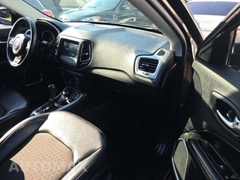2020 Jeep Compass Latitude - miniatura 19