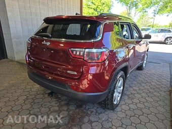 2020 Jeep Compass Latitude - miniatura 3