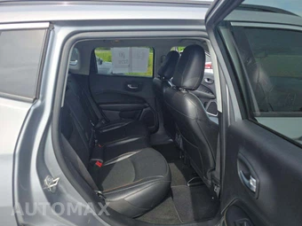 2020 Jeep Compass Latitude - miniatura 13