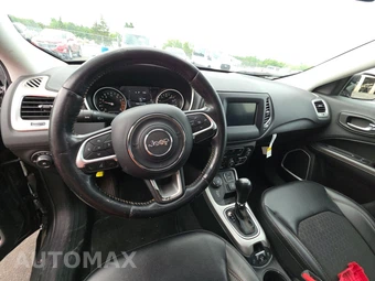 2020 Jeep Compass Latitude - miniatura 11