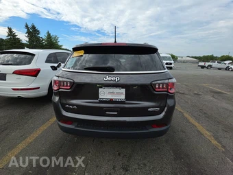 2020 Jeep Compass Latitude - miniatura 5
