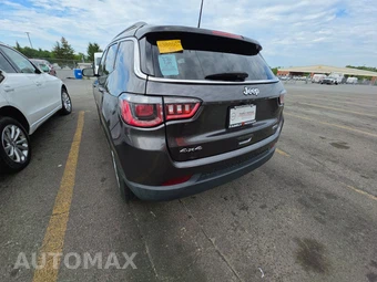 2020 Jeep Compass Latitude - miniatura 6