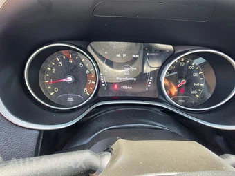 2020 Jeep Compass Latitude w/Sun & Safety Pkg - miniatura 10