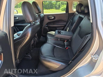 2020 Jeep Compass Latitude w/Sun & Safety Pkg - miniatura 7
