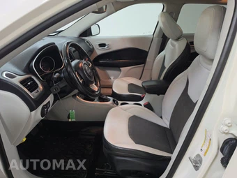 2020 Jeep Compass Latitude w/Sun & Safety Pkg - miniatura 7