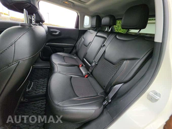 2020 Jeep Compass Latitude w/Sun & Safety Pkg - miniatura 10