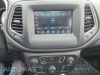 2020 Jeep Compass Latitude w/Sun & Safety Pkg - miniatura 7