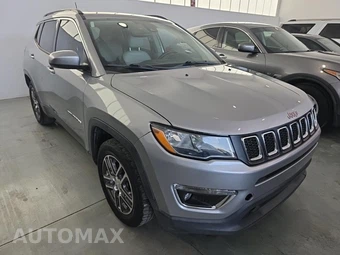 2020 Jeep Compass Latitude w/Sun & Safety Pkg - miniatura 3