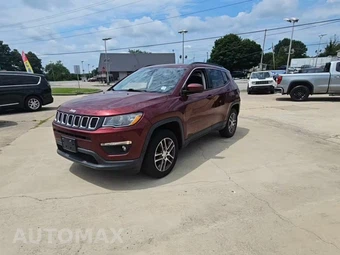 2020 Jeep Compass Latitude w/Sun & Safety Pkg