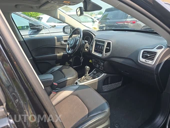 2020 Jeep Compass Latitude w/Sun & Safety Pkg - miniatura 13